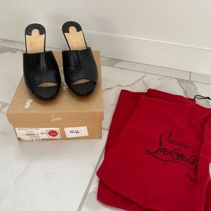 Christian louboutin black pigamule leather sandal